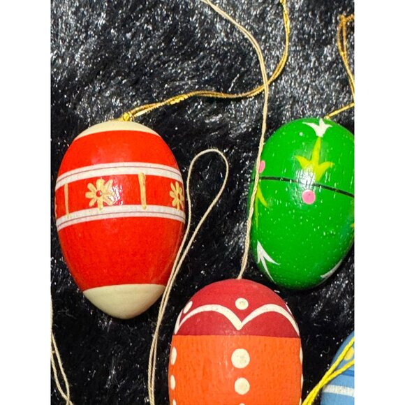 Vintage Hand-Painted Wooden Easter Egg Ornaments Easter Tree Bundle Of 15 - Picture 4 of 10